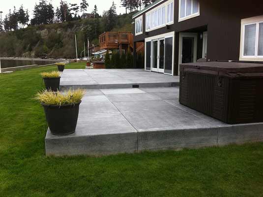 concrete finish is exposed aggragate, alot of risers stairs and highside